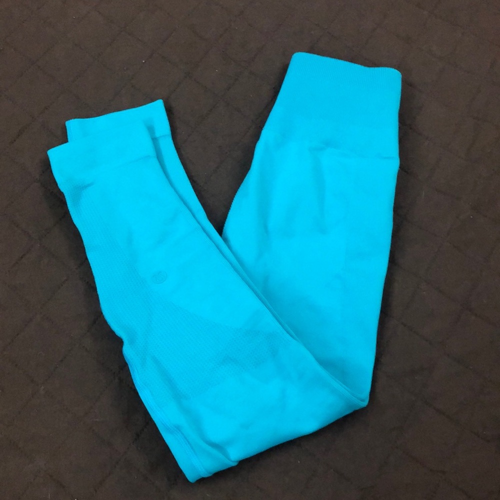 Lululemon zone in leggings